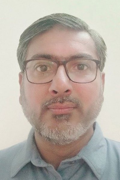 Dr. Tariq Mahmood